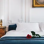 Chateau Du Landin Bed & Breakfast