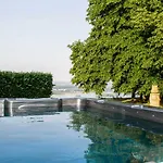 Chateau Du Landin Bed & Breakfast Le Landin