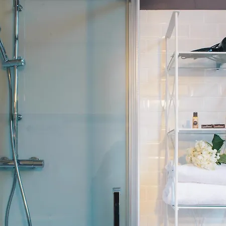 Bed & Breakfast Chateau Du Landin