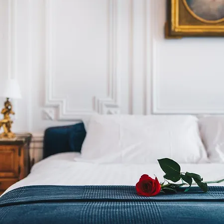 Chateau Du Landin Bed and breakfast