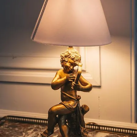 Nocleg ze śniadaniem Chateau Du Landin 4*