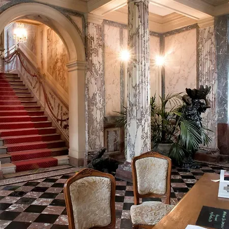Chateau Du Landin 4*