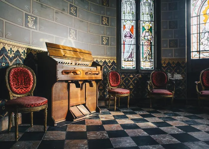 לינה וארוחת בוקר Chateau Du Landin Le Landin