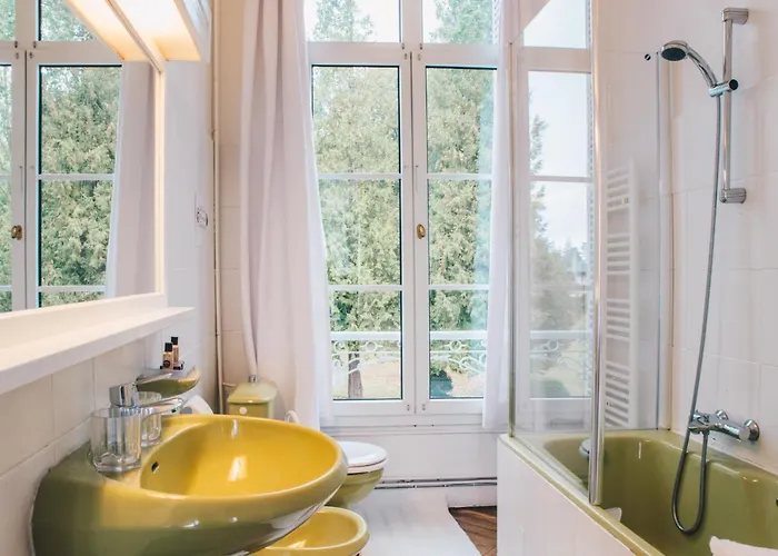 Chateau Du Landin לינה וארוחת בוקר